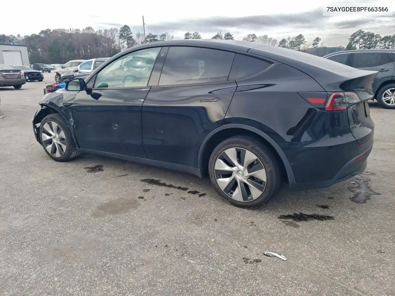 7SAYGDEE8PF663566 2023 Tesla Model Y