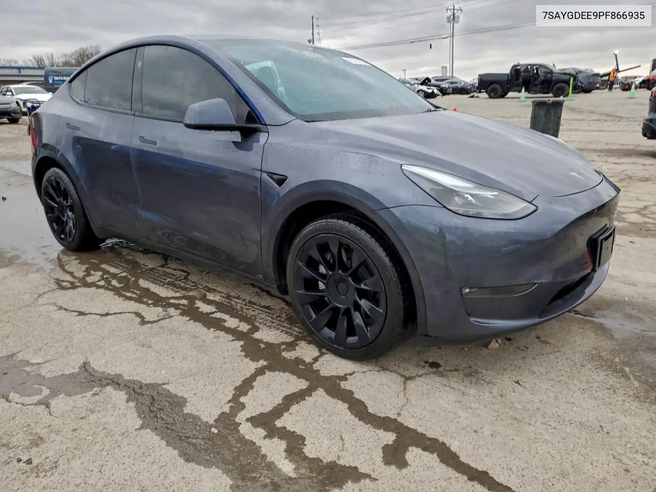 7SAYGDEE9PF866935 2023 Tesla Model Y