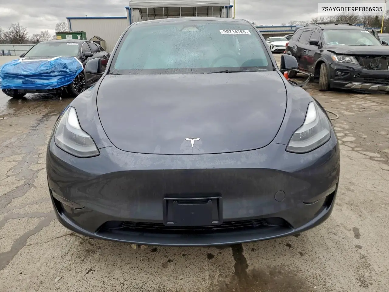 7SAYGDEE9PF866935 2023 Tesla Model Y