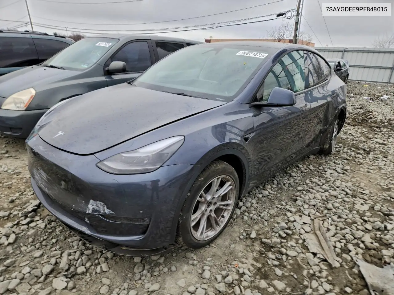 7SAYGDEE9PF848015 2023 Tesla Model Y