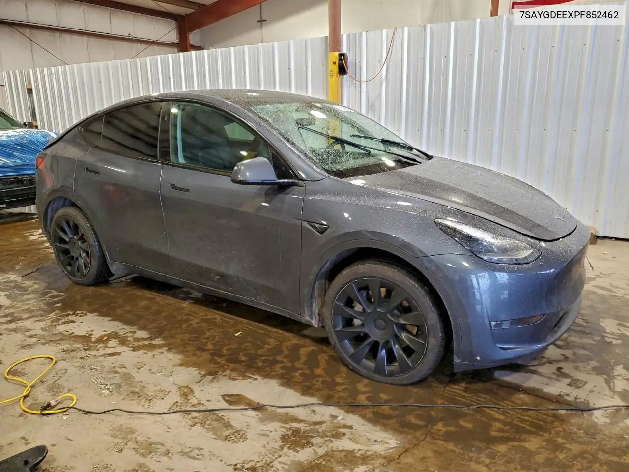 7SAYGDEEXPF852462 2023 Tesla Model Y
