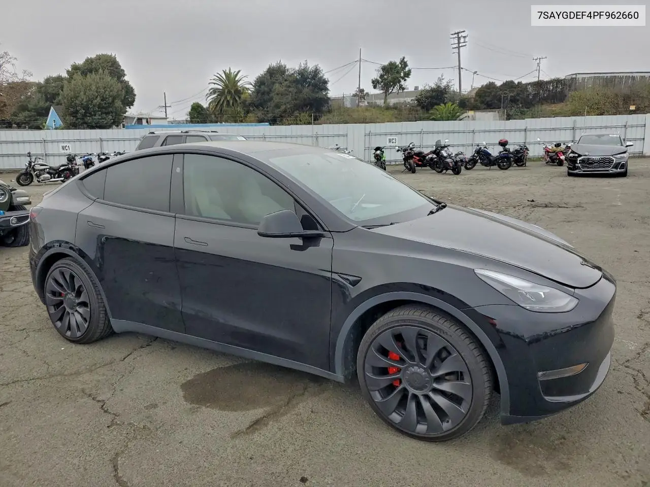 7SAYGDEF4PF962660 2023 Tesla Model Y