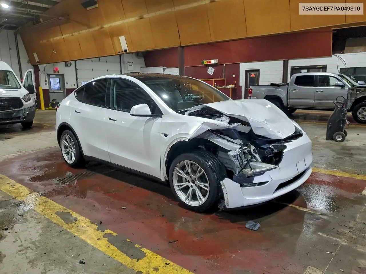 7SAYGDEF7PA049310 2023 Tesla Model Y