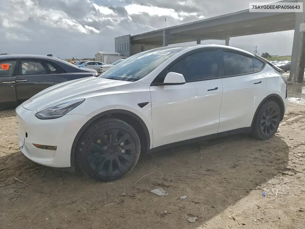 7SAYGDEE4PA056643 2023 Tesla Model Y