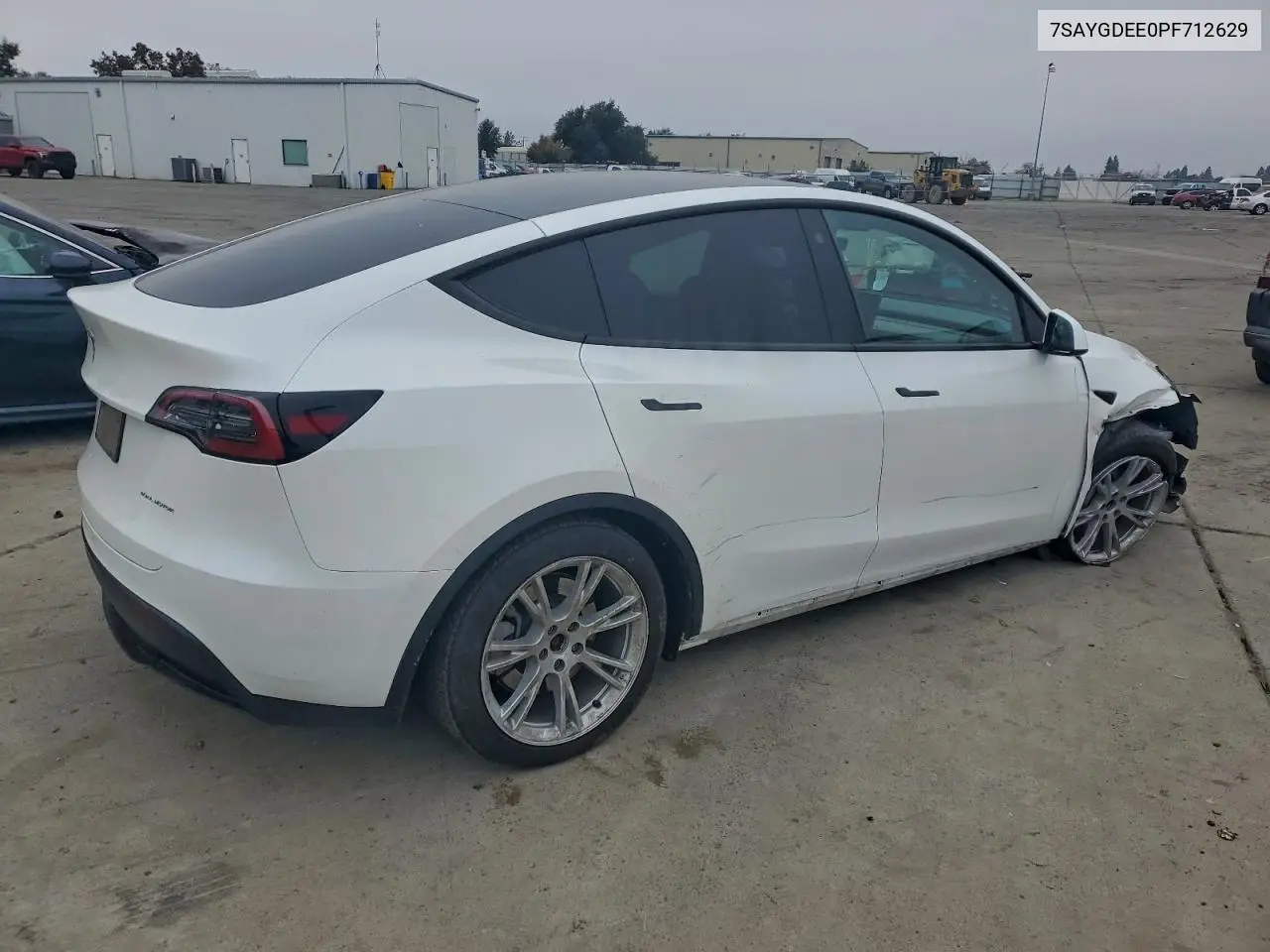7SAYGDEE0PF712629 2023 Tesla Model Y