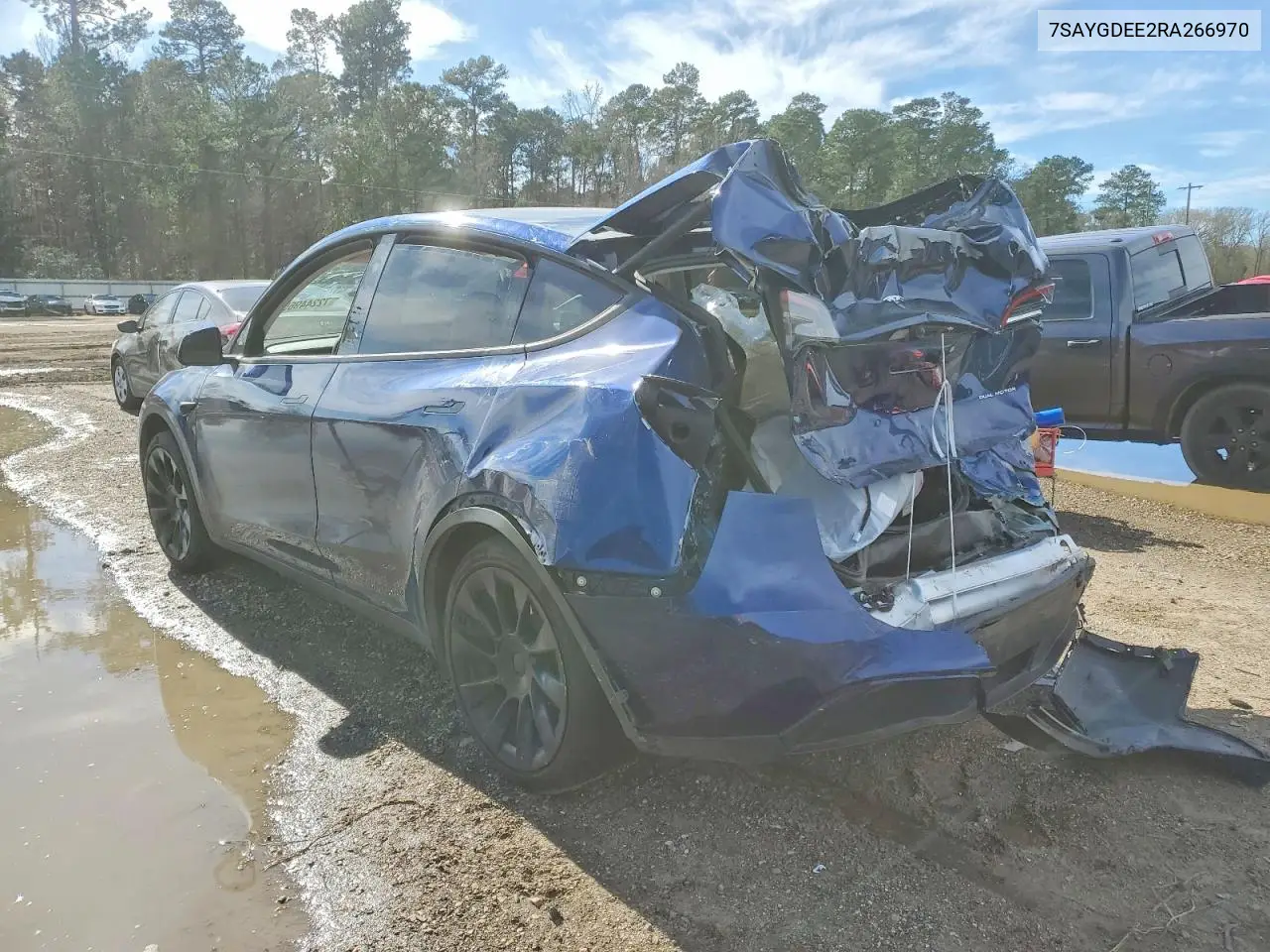 7SAYGDEE2RA266970 2024 Tesla Model Y