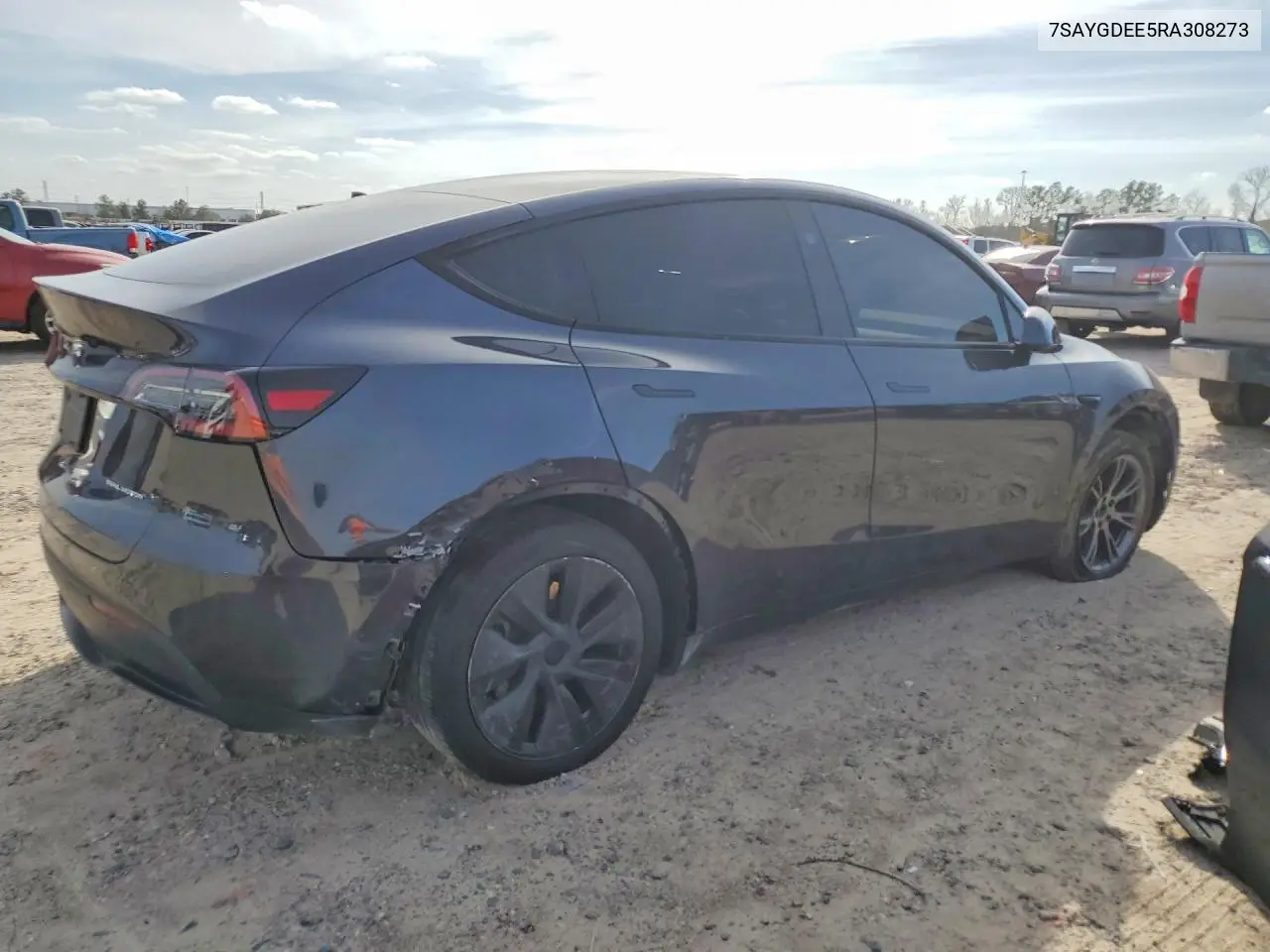 7SAYGDEE5RA308273 2024 Tesla Model Y