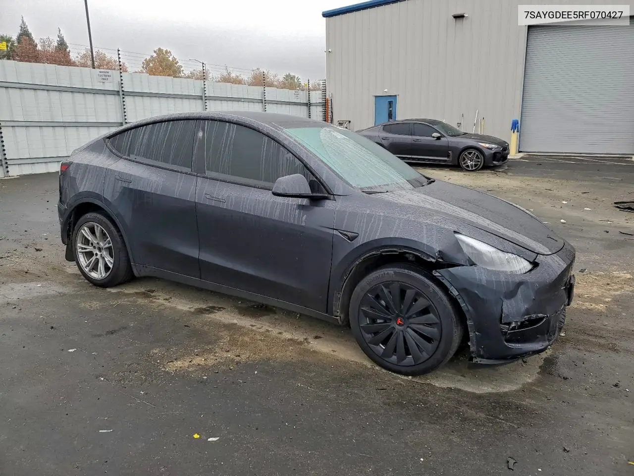 7SAYGDEE5RF070427 2024 Tesla Model Y