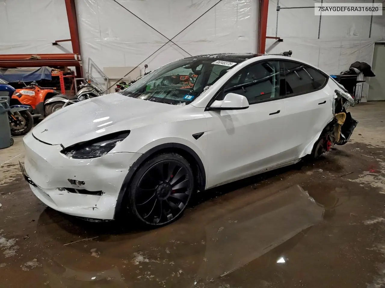 7SAYGDEF6RA316620 2024 Tesla Model Y