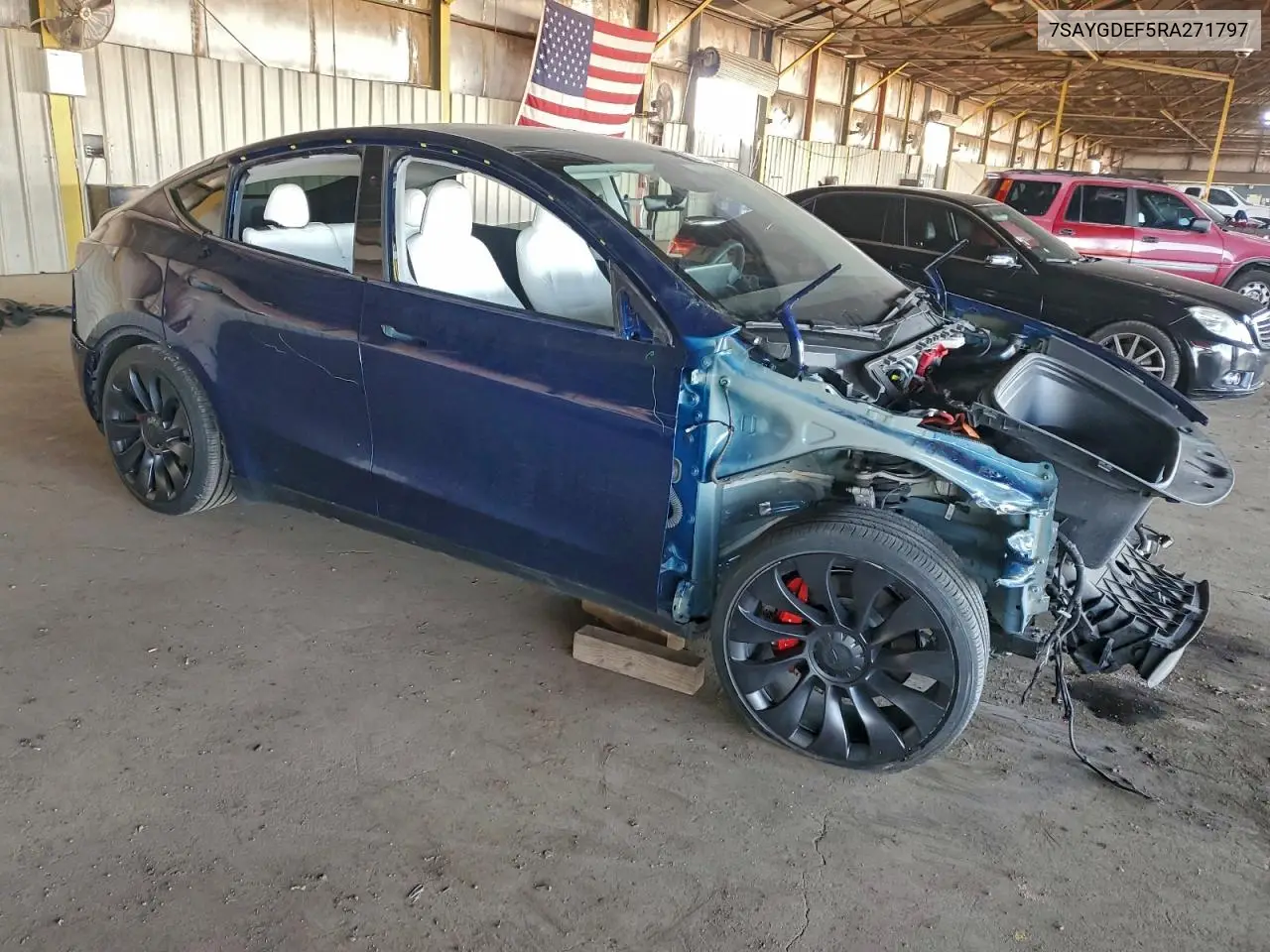 7SAYGDEF5RA271797 2024 Tesla Model Y