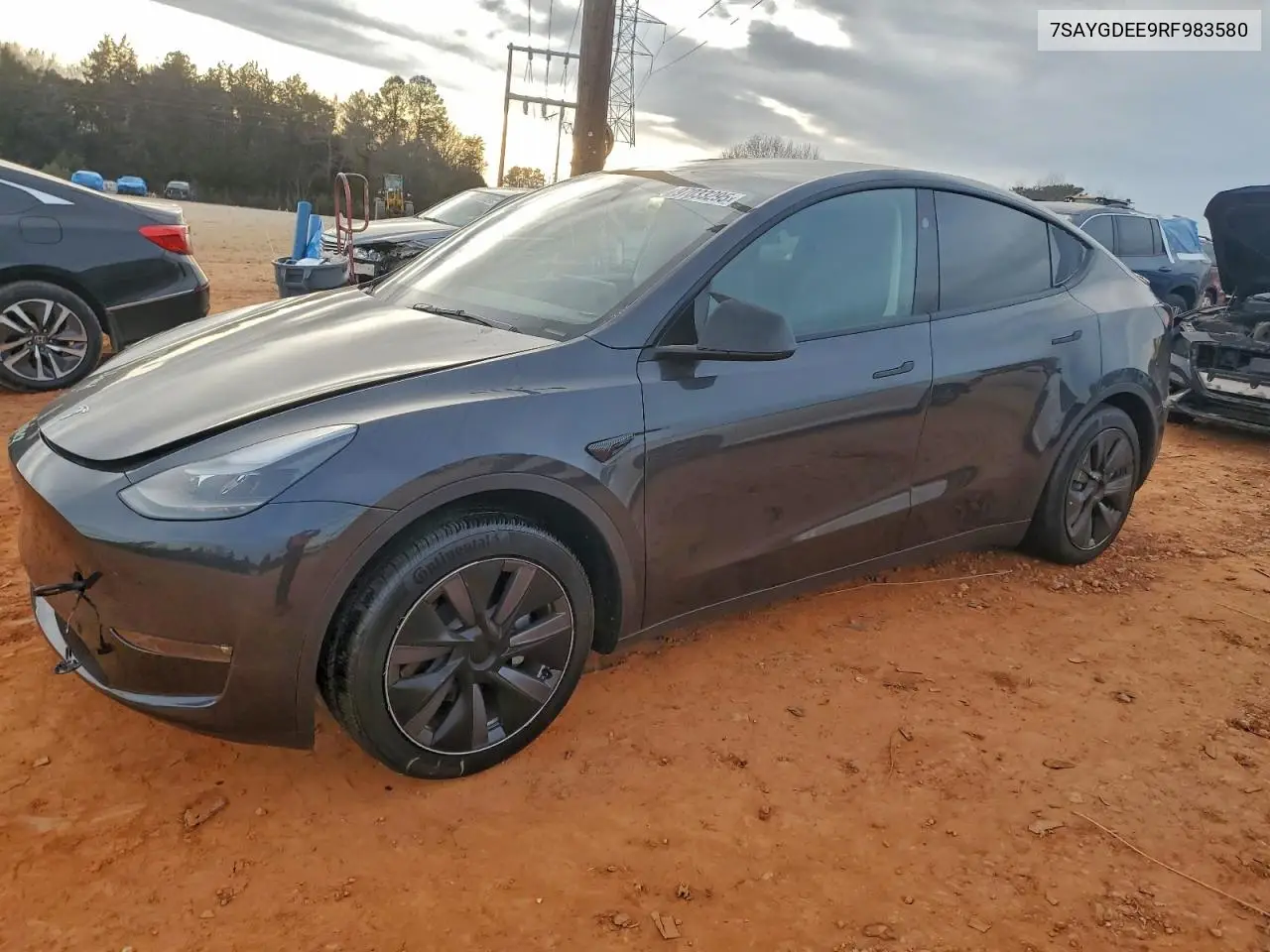7SAYGDEE9RF983580 2024 Tesla Model Y