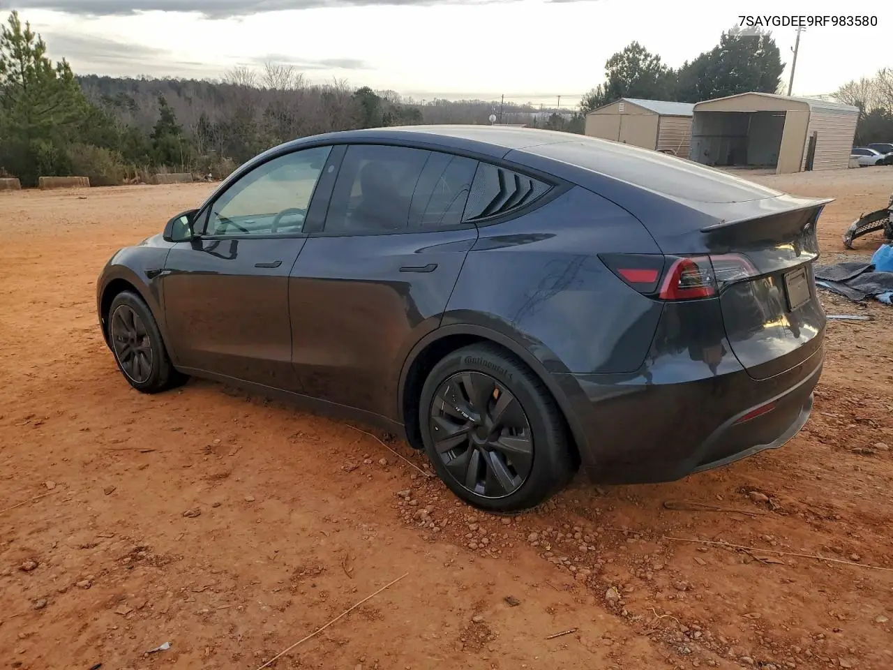 7SAYGDEE9RF983580 2024 Tesla Model Y