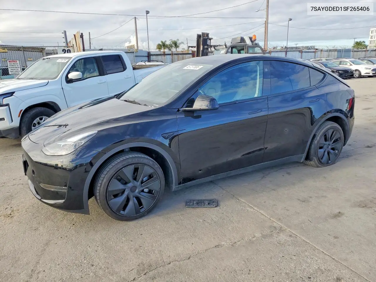 7SAYGDED1SF265406 2025 Tesla Model Y