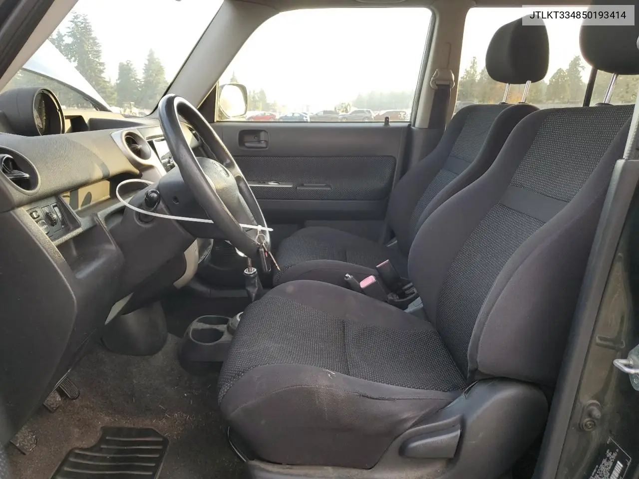 JTLKT334850193414 2005 Toyota Scion Xb