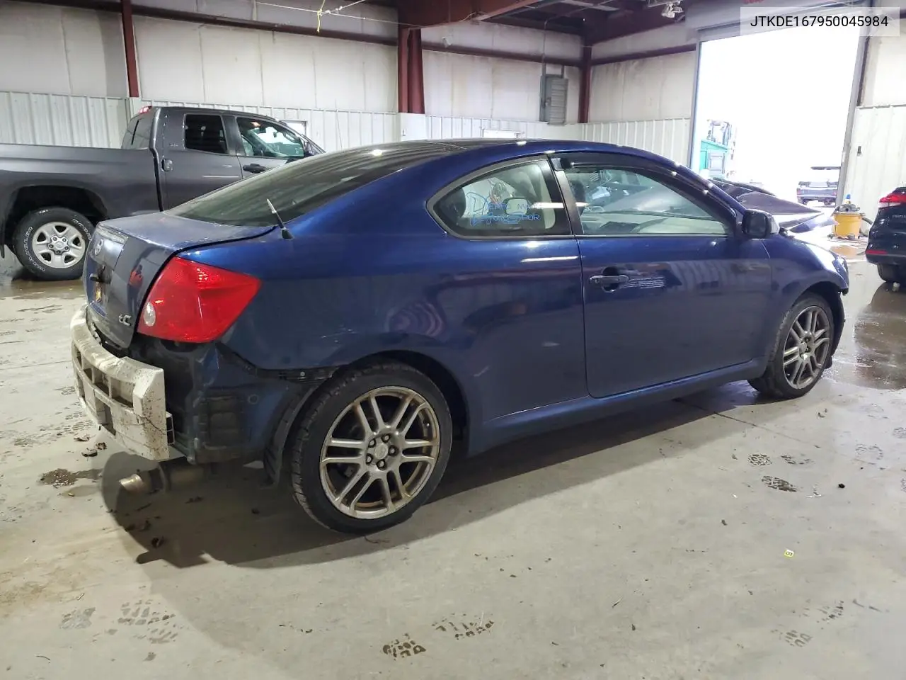 JTKDE167950045984 2005 Toyota Scion Tc