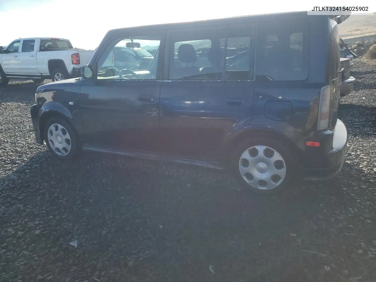 JTLKT324154025902 2005 Toyota Scion Xb