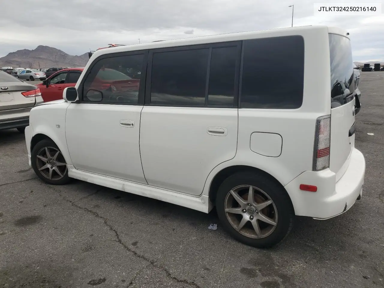 JTLKT324250216140 2005 Toyota Scion Xb