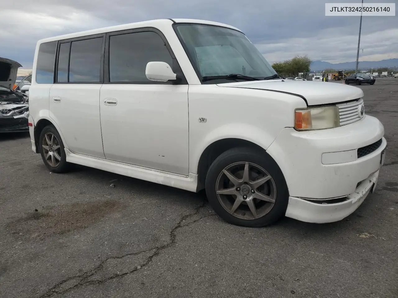 JTLKT324250216140 2005 Toyota Scion Xb