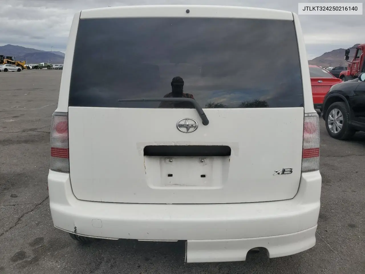 JTLKT324250216140 2005 Toyota Scion Xb