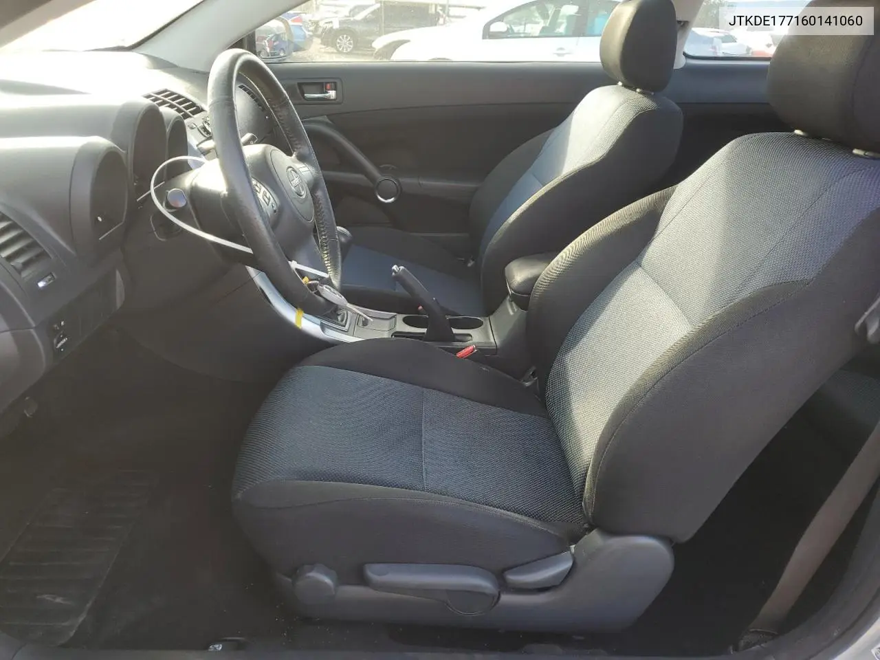 JTKDE177160141060 2006 Toyota Scion Tc