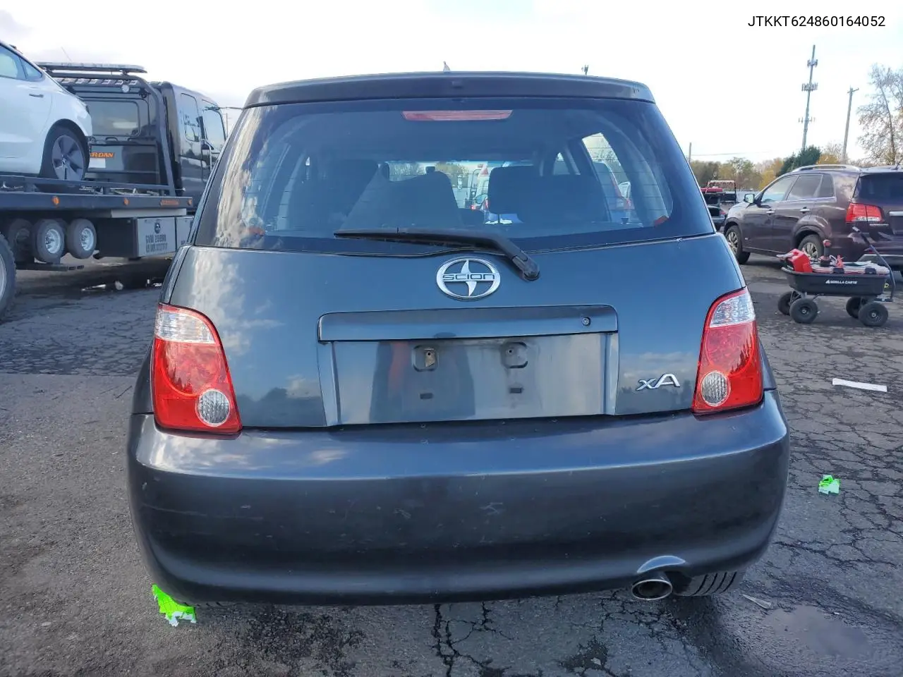 JTKKT624860164052 2006 Toyota Scion Xa