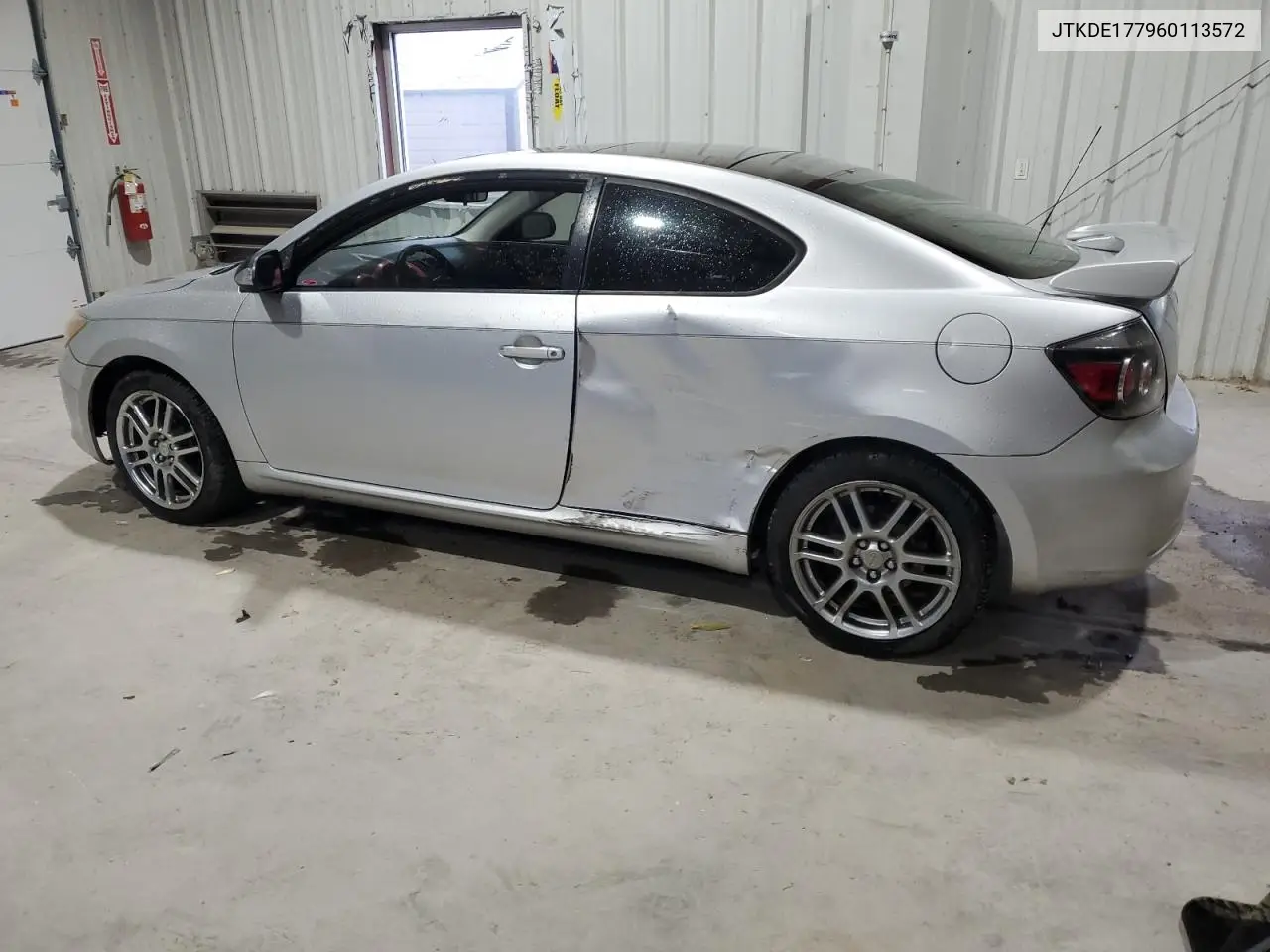 JTKDE177960113572 2006 Toyota Scion Tc