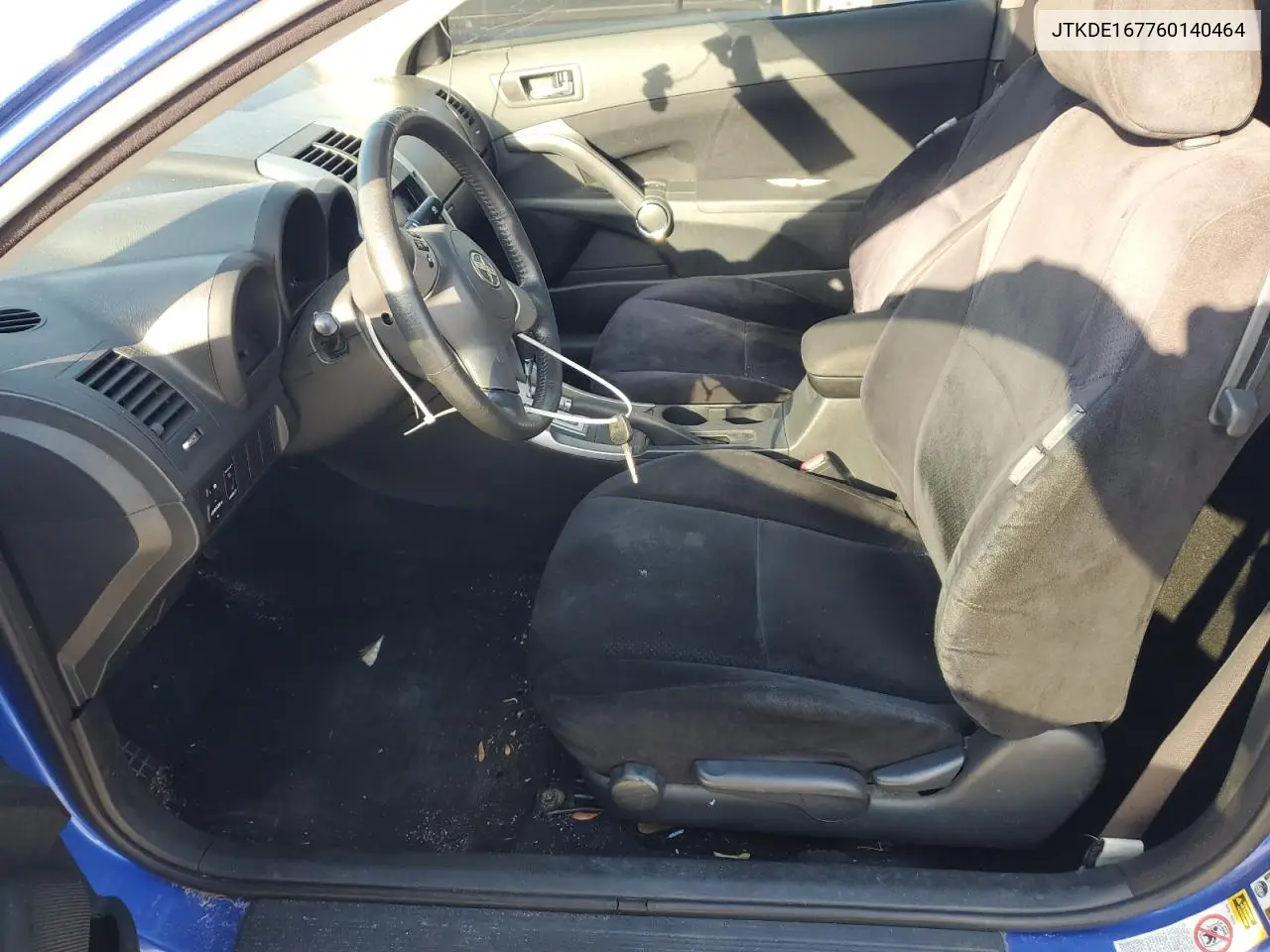 JTKDE167760140464 2006 Toyota Scion Tc