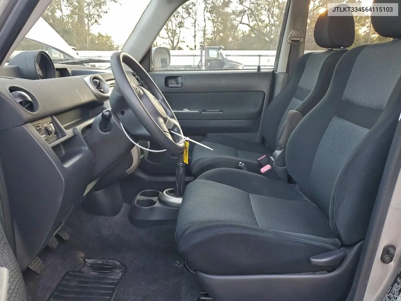 JTLKT334564115103 2006 Toyota Scion Xb