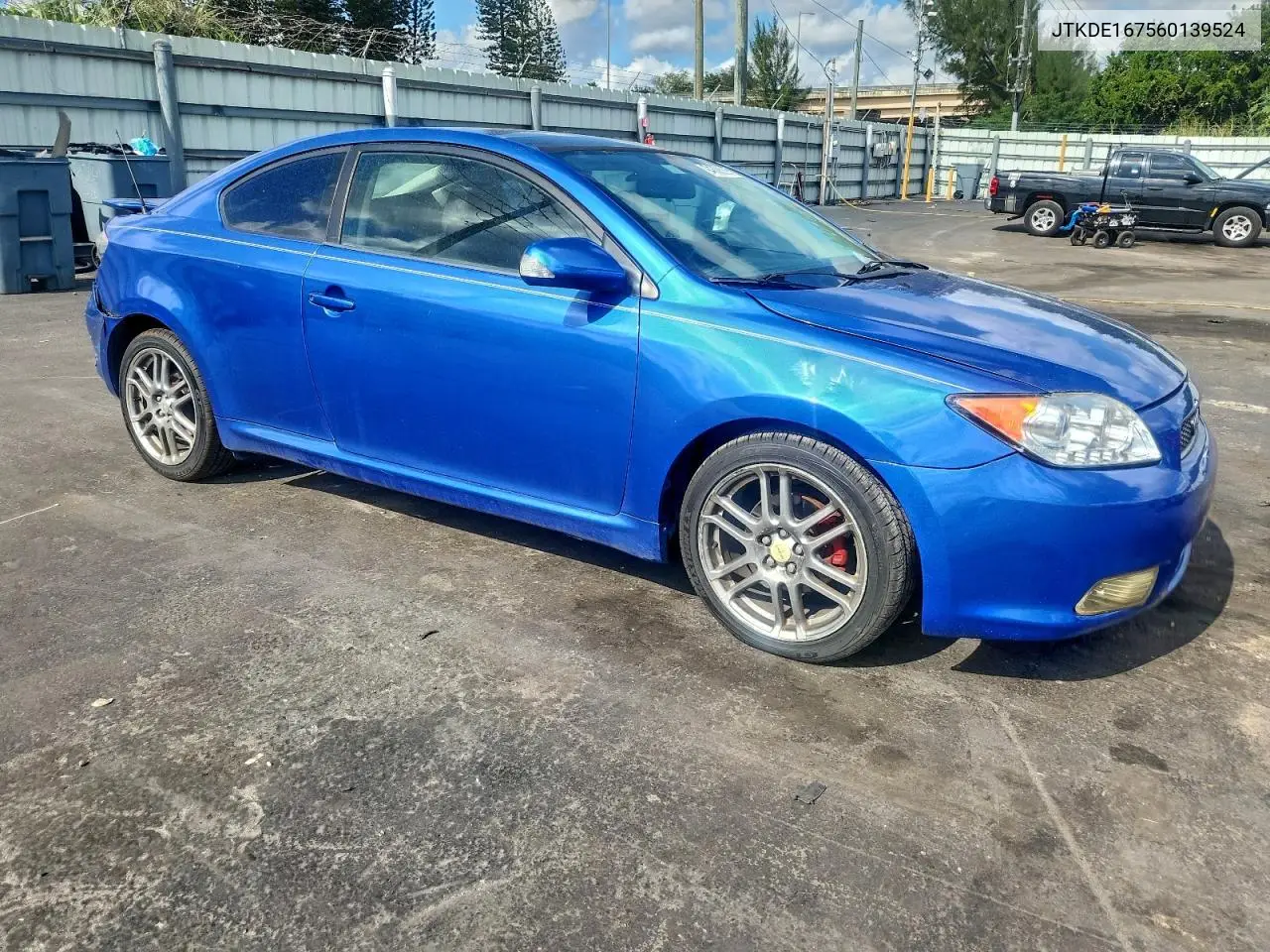 JTKDE167560139524 2006 Toyota Scion Tc