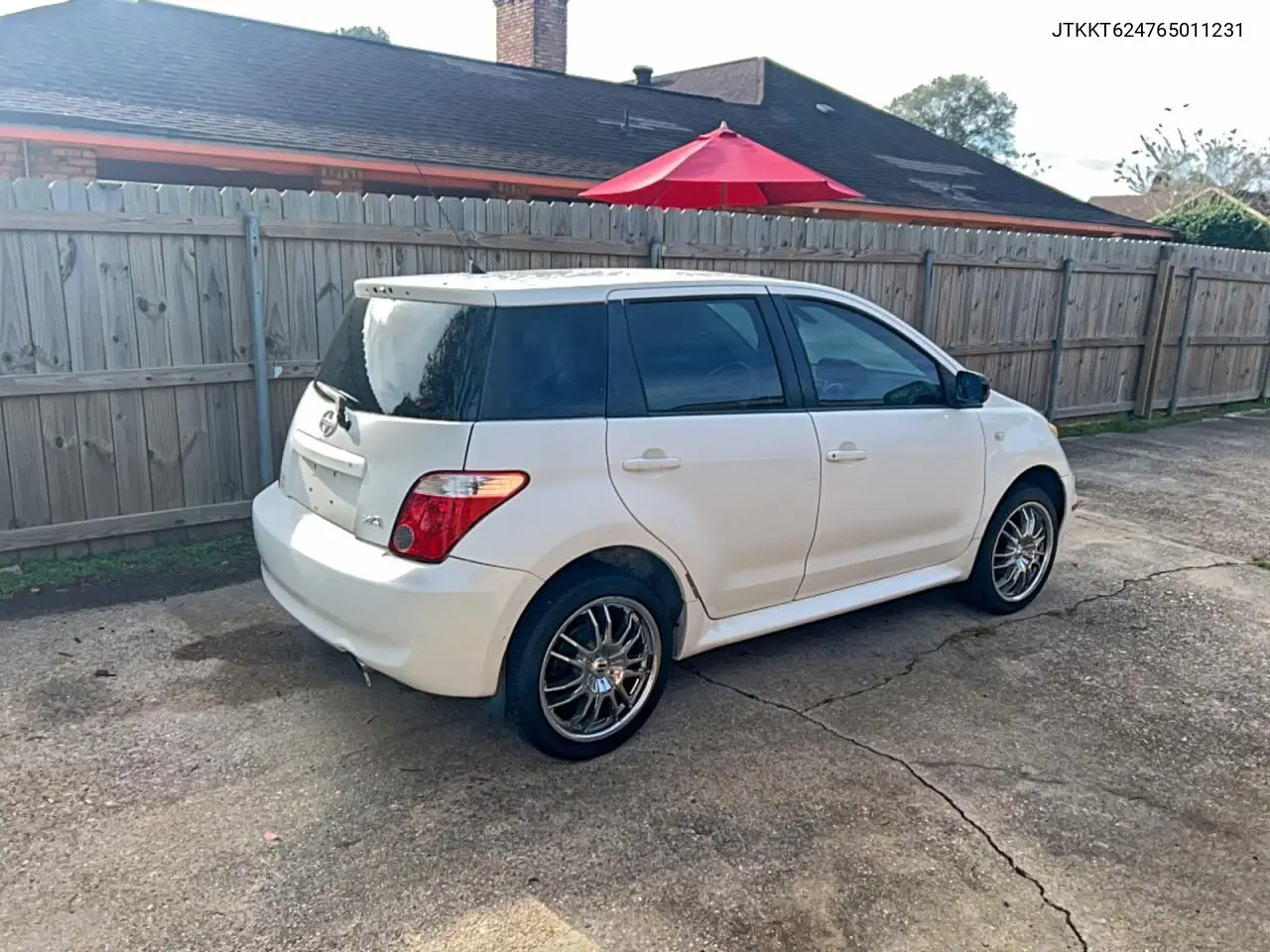JTKKT624765011231 2006 Toyota Scion Xa