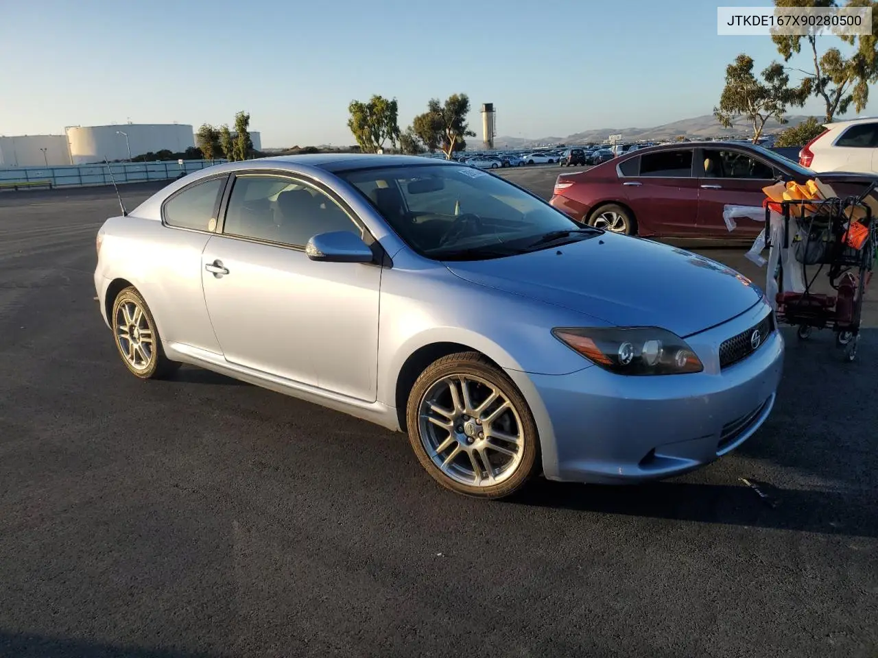 JTKDE167X90280500 2009 Toyota Scion Tc