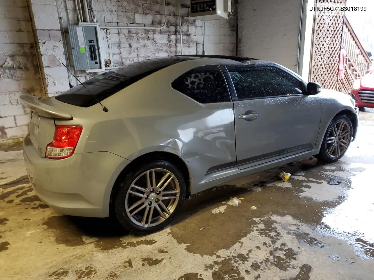 JTKJF5C71B3018199 2011 Toyota Scion Tc
