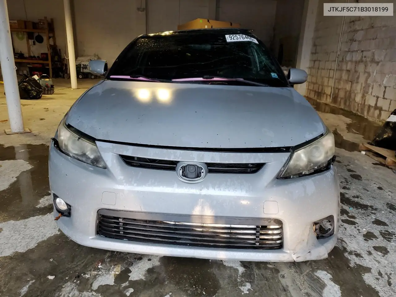 JTKJF5C71B3018199 2011 Toyota Scion Tc