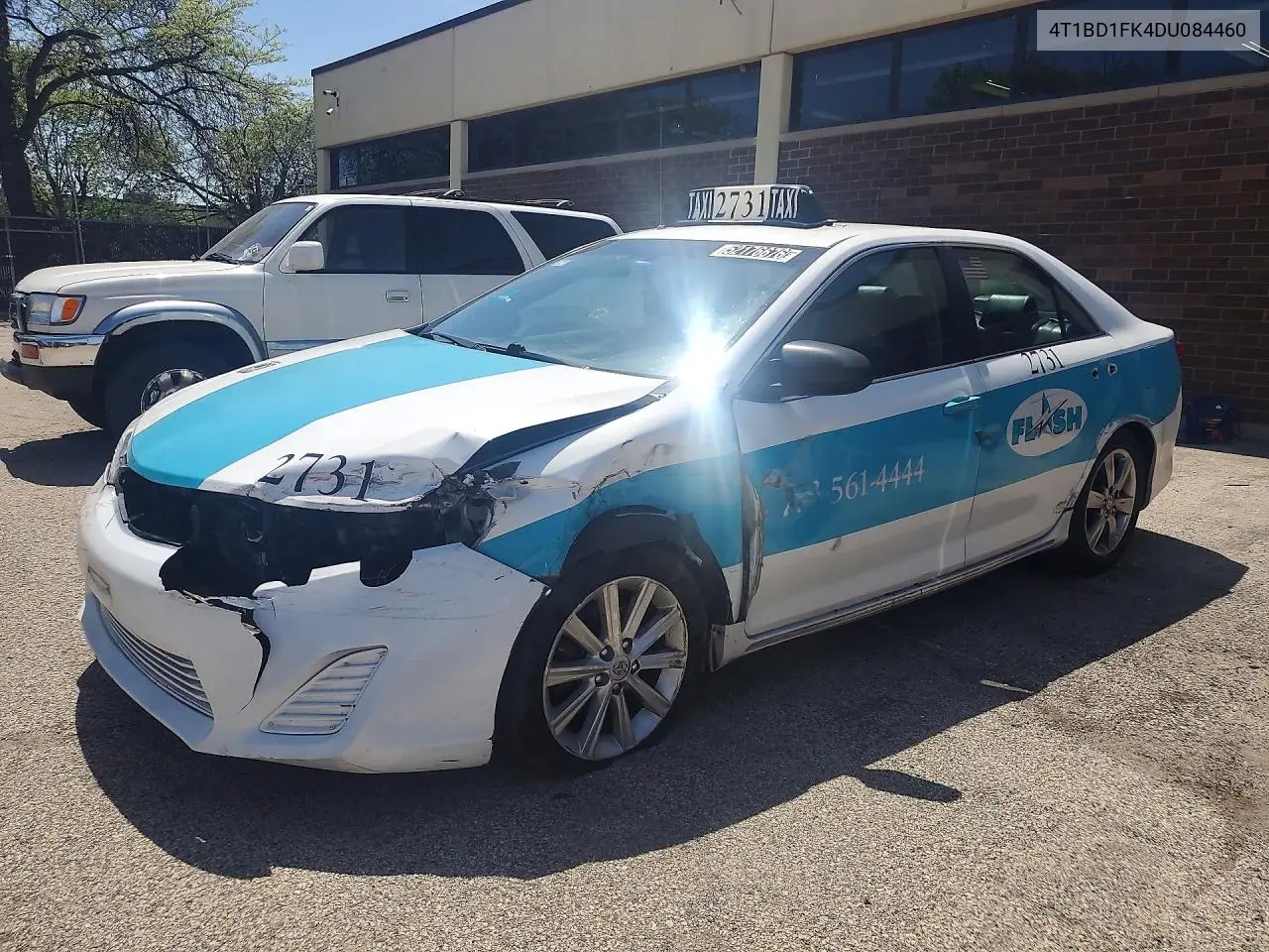 2013 Toyota Camry Hybrid Le VIN: 4T1BD1FK4DU084460 Lot: 52176676