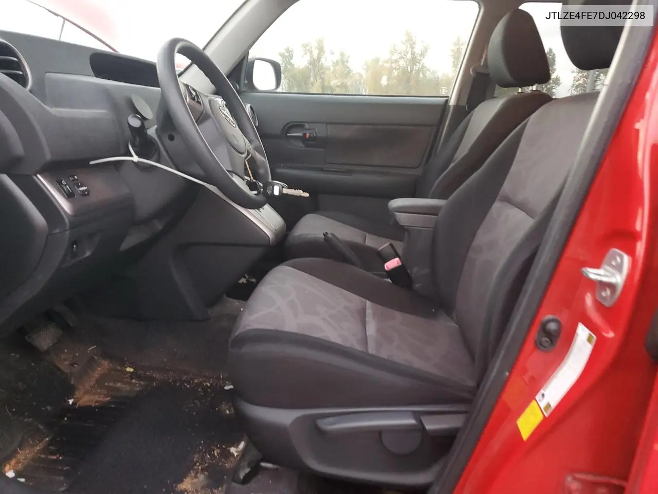 JTLZE4FE7DJ042298 2013 Toyota Scion Xb