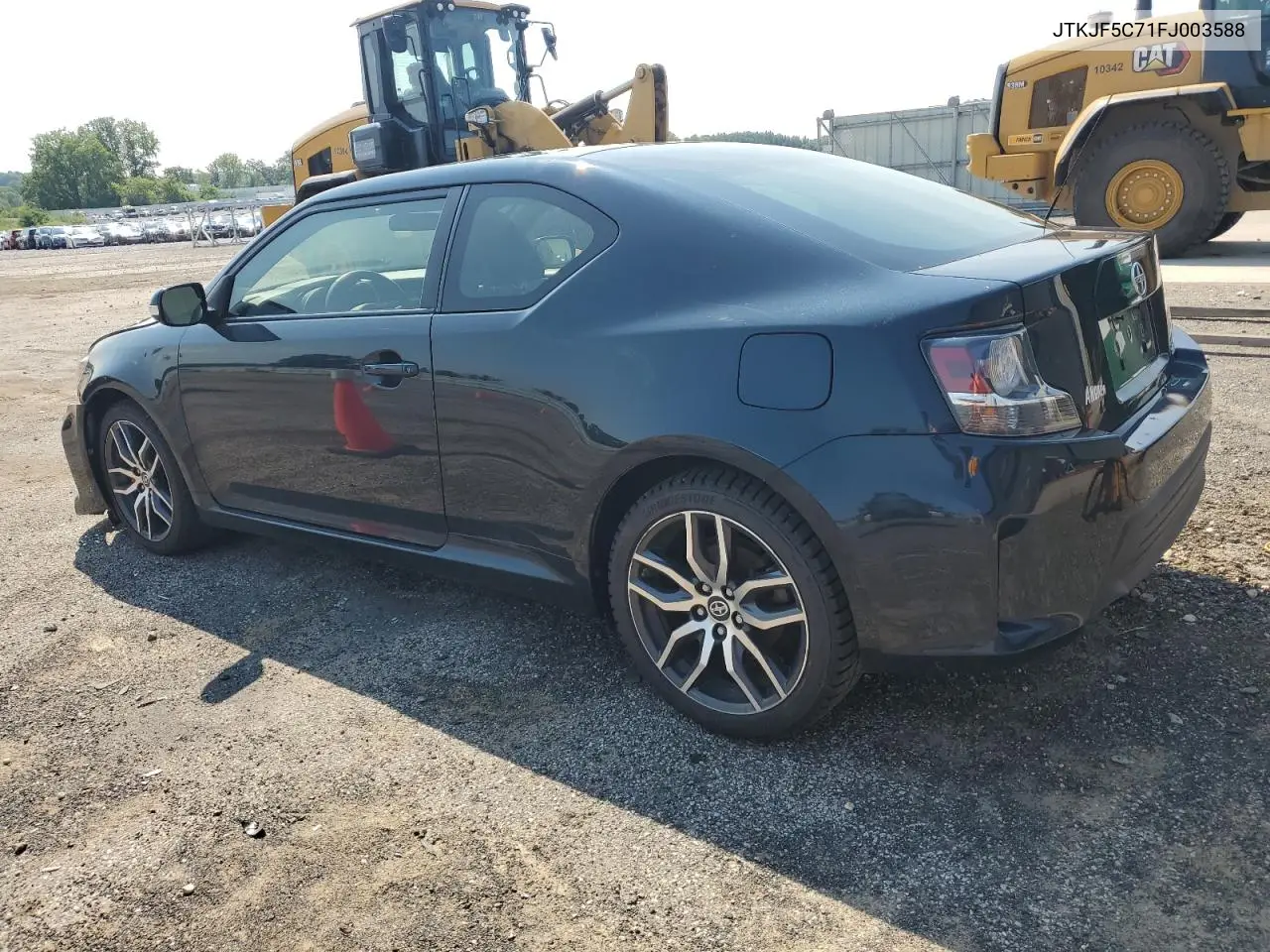 JTKJF5C71FJ003588 2015 Toyota Scion Tc