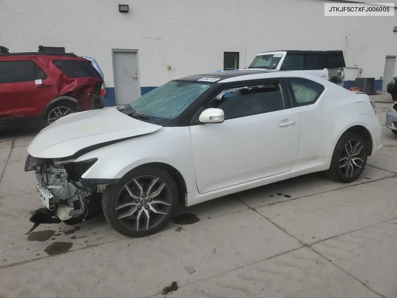 JTKJF5C7XFJ006005 2015 Toyota Scion Tc