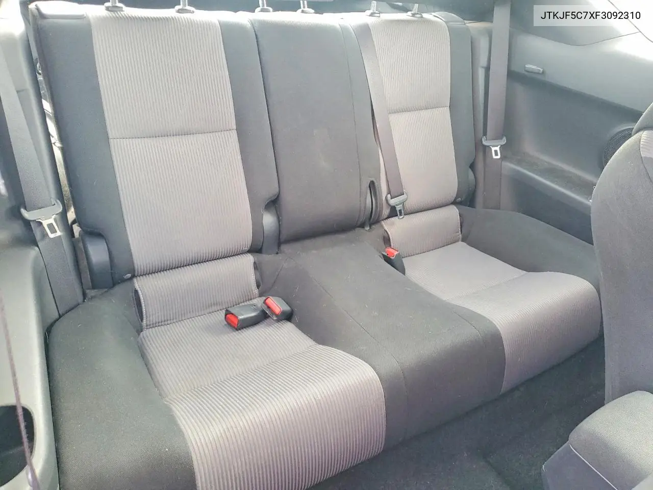 JTKJF5C7XF3092310 2015 Toyota Scion Tc