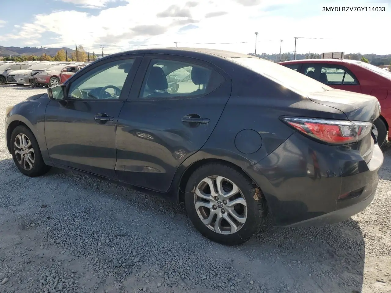 3MYDLBZV7GY114033 2016 Toyota Scion Ia