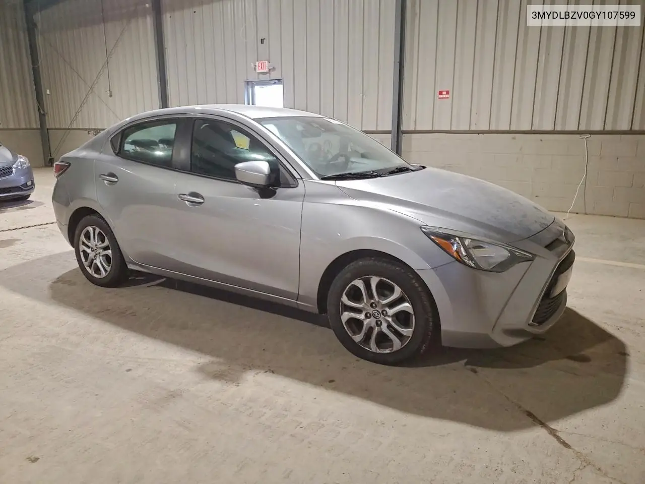 3MYDLBZV0GY107599 2016 Toyota Scion Ia