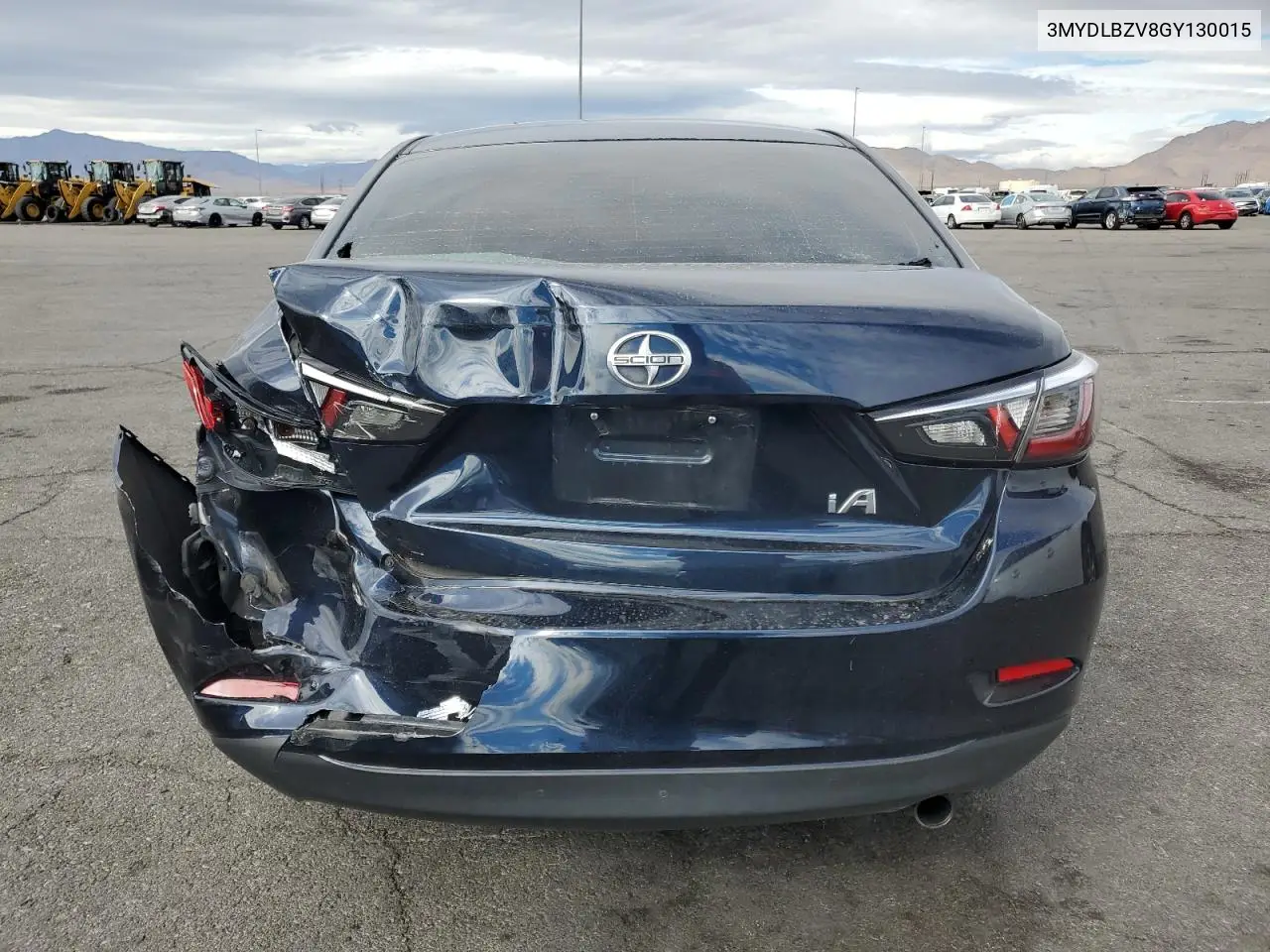 3MYDLBZV8GY130015 2016 Toyota Scion Ia