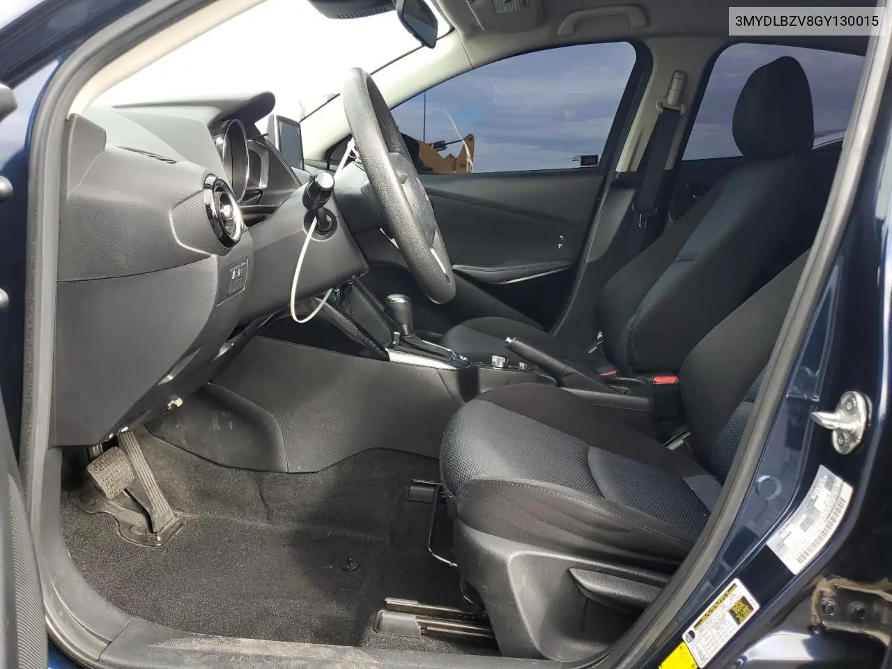 3MYDLBZV8GY130015 2016 Toyota Scion Ia