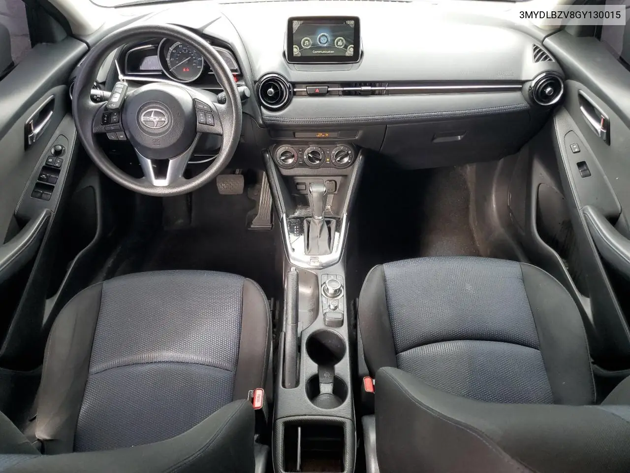 3MYDLBZV8GY130015 2016 Toyota Scion Ia