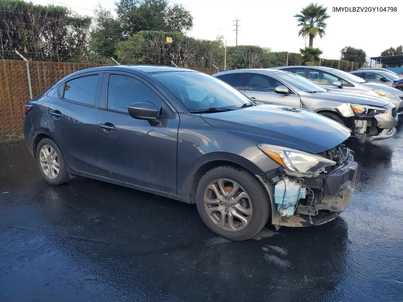 3MYDLBZV2GY104798 2016 Toyota Scion Ia