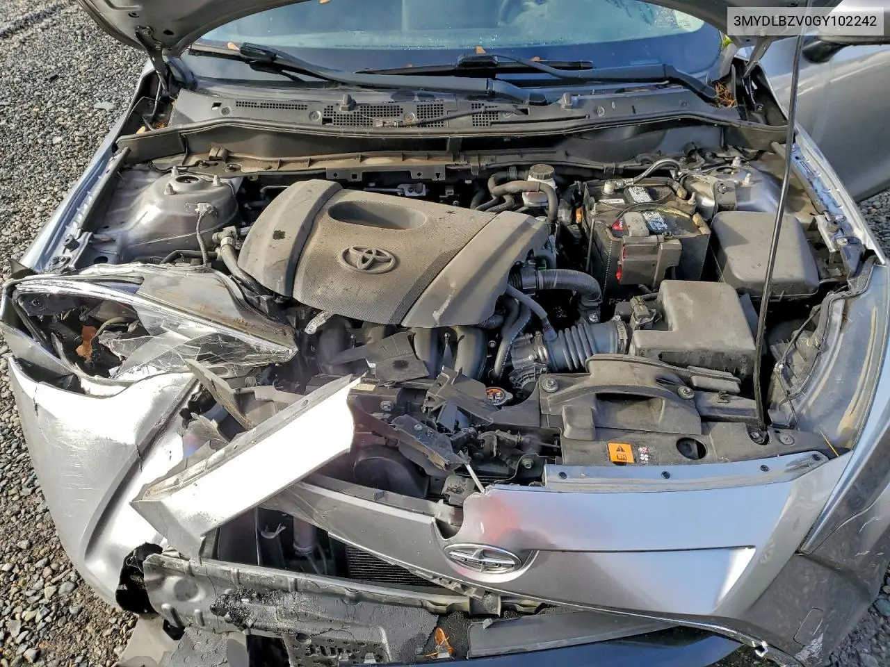3MYDLBZV0GY102242 2016 Toyota Scion Ia
