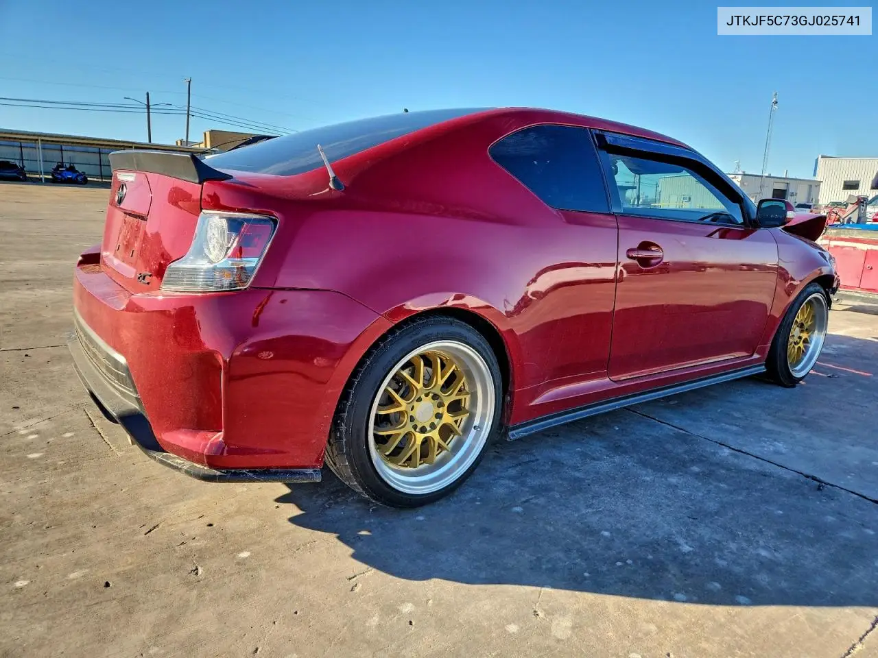 JTKJF5C73GJ025741 2016 Toyota Scion Tc