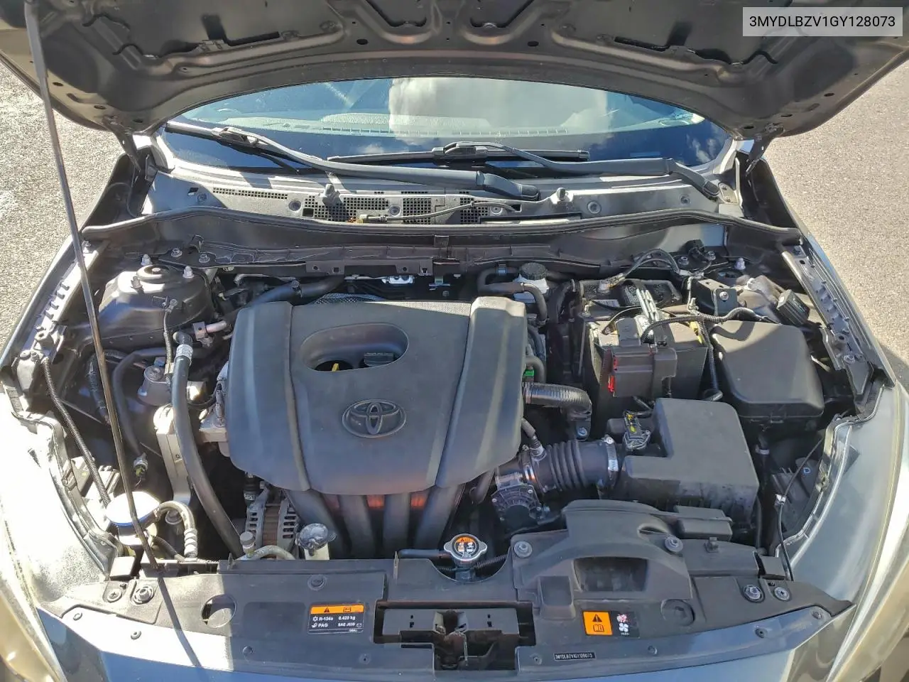 3MYDLBZV1GY128073 2016 Toyota Scion Ia