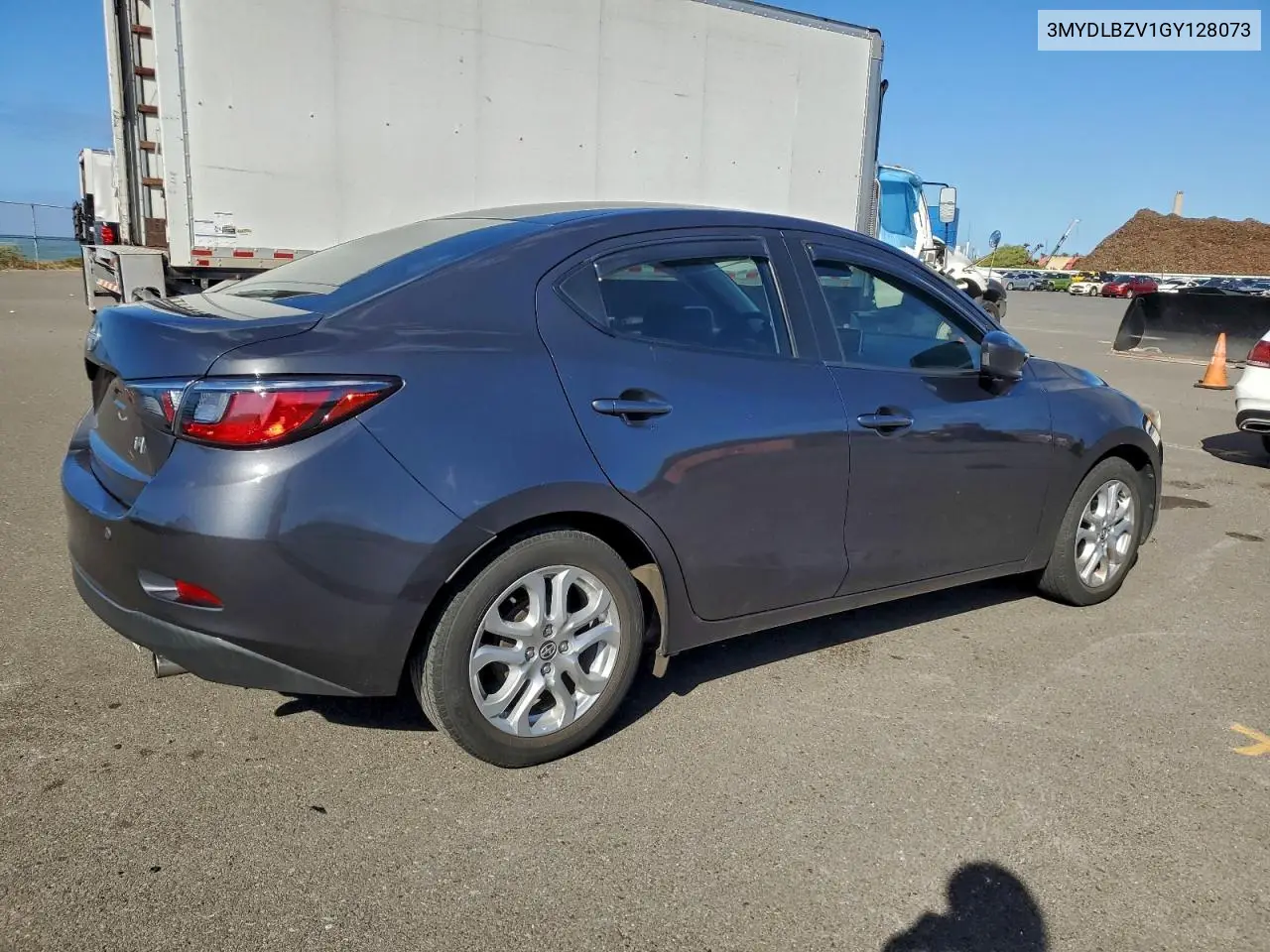 3MYDLBZV1GY128073 2016 Toyota Scion Ia