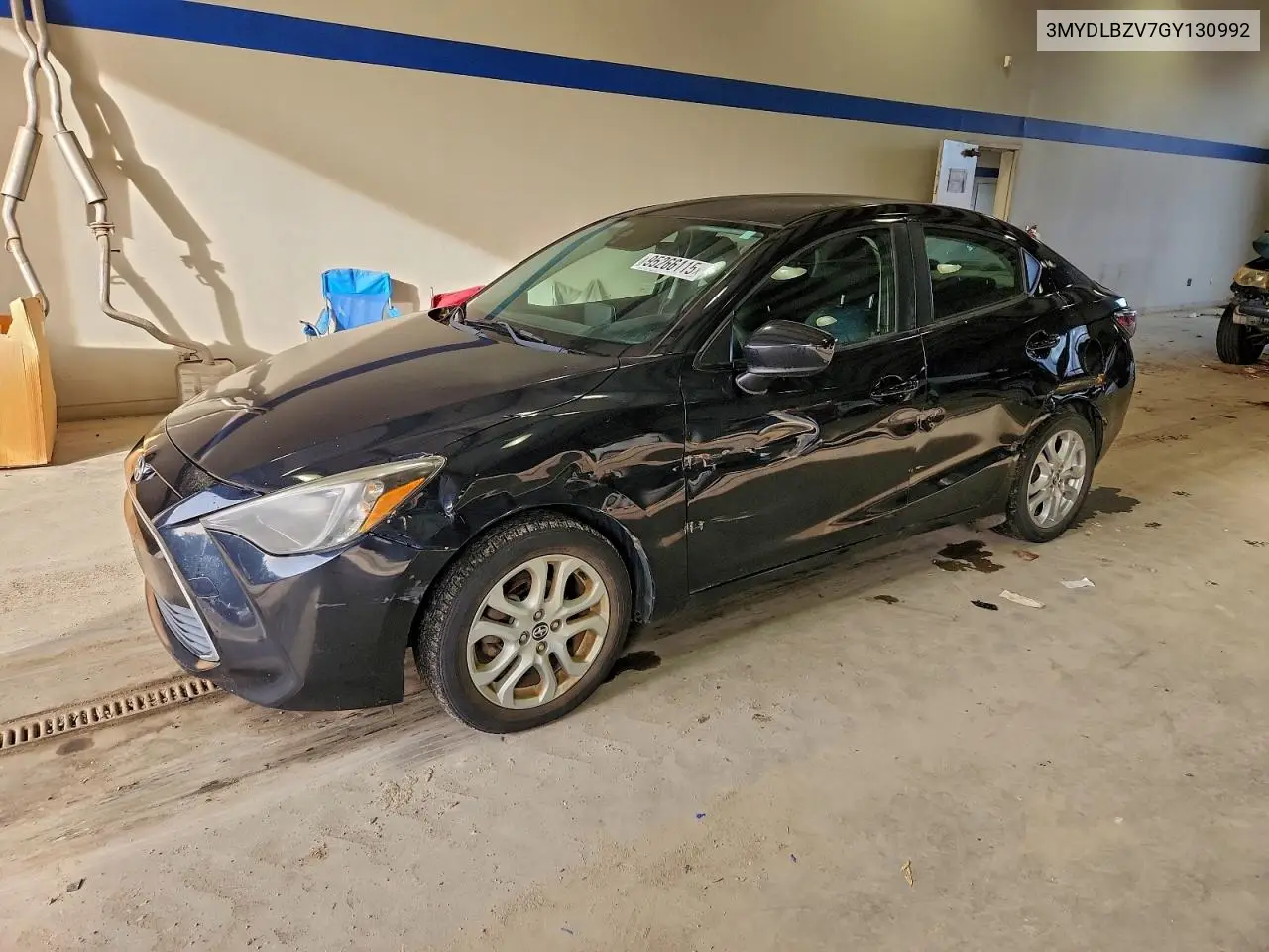 3MYDLBZV7GY130992 2016 Toyota Scion Ia