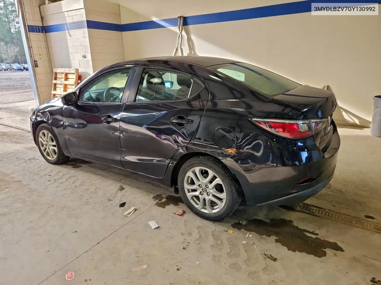 3MYDLBZV7GY130992 2016 Toyota Scion Ia